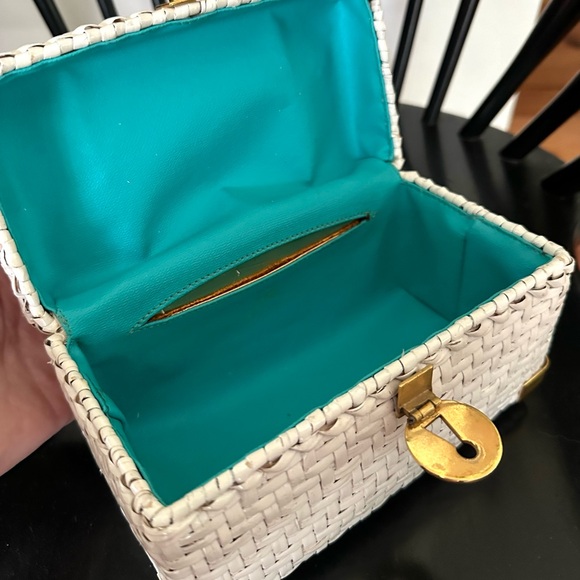 Rare 1960s Koret Italian Wicker Box Purse-White Top Handle Handbag Aqua Interior - Picture 5 of 9